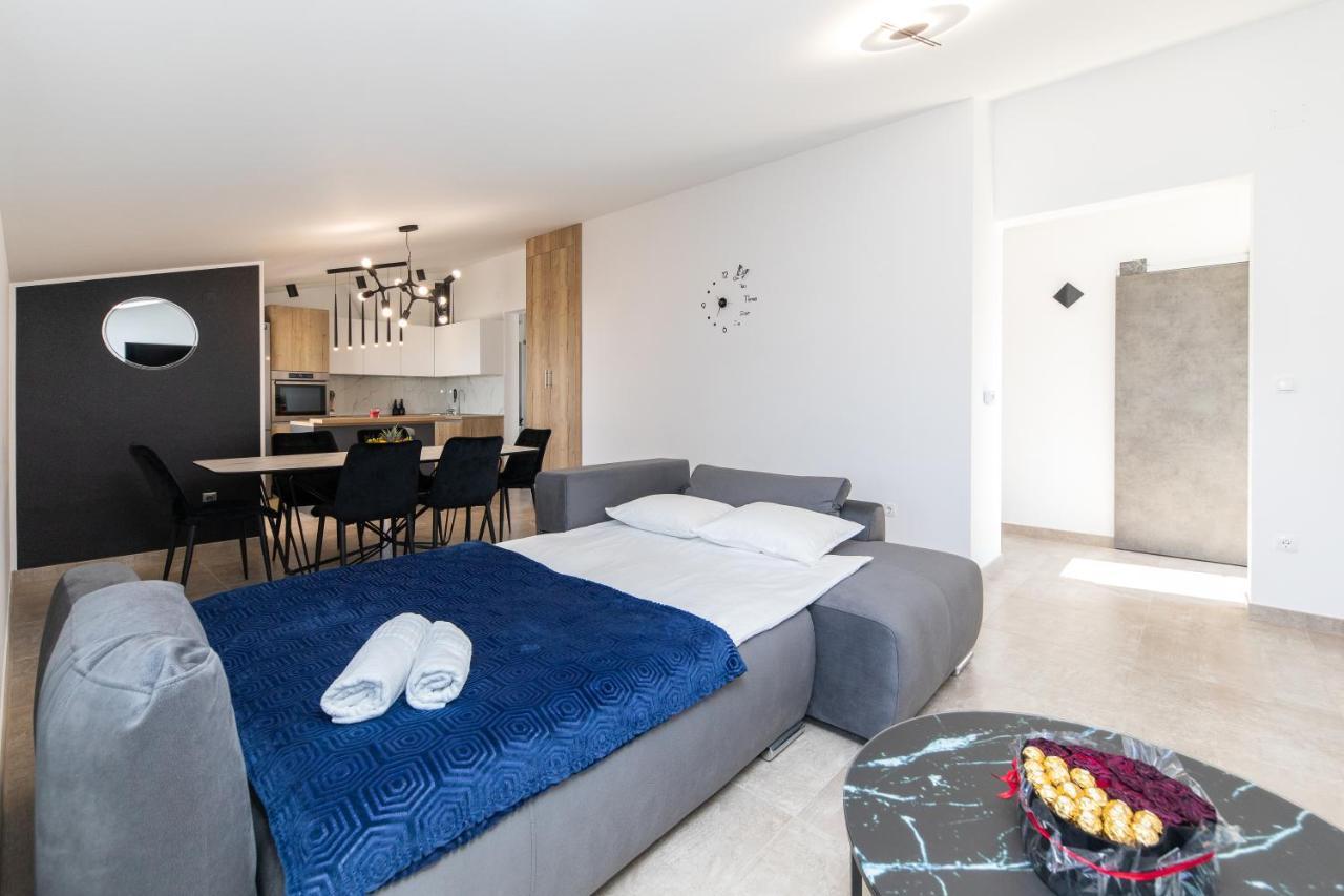 Apartman Gulin Crikvenica Bagian luar foto