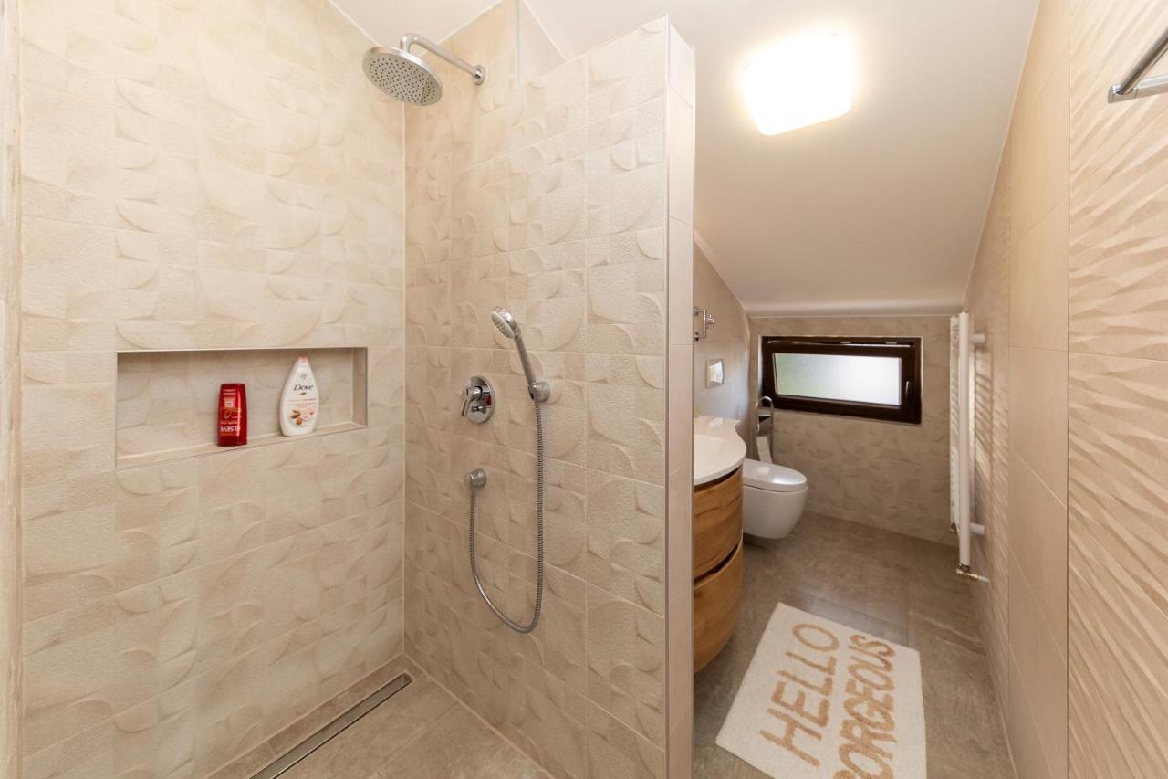 Apartman Gulin Crikvenica Bagian luar foto